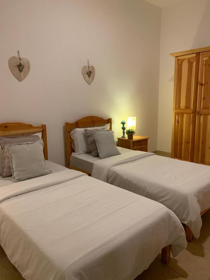 Ferienwohnung Tal-Mirakli Għarb Exterior foto